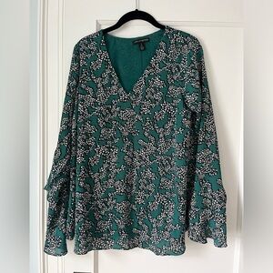 A Pea In The Pod Green Maternity Blouse S